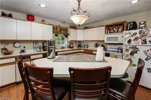3900 Briarwood Ave, High Point, NC 27265 - Photo 12