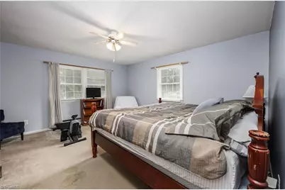 3900 Briarwood Avenue, High Point, NC 27265 - Photo 18