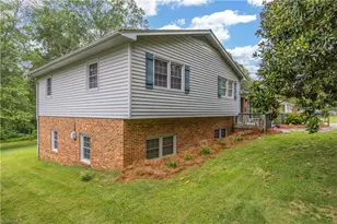 3900 Briarwood Ave, High Point, NC 27265 - Photo 38