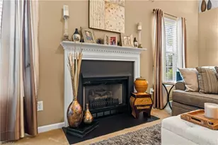 808 Chesapeake Ln, Archdale, NC 27263 - Photo 8
