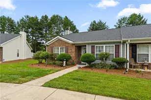 808 Chesapeake Ln, Archdale, NC 27263 - Photo 2