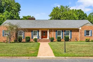2321 Danbury Rd, Greensboro, NC 27408 - Photo 2