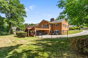 2321 Danbury Rd, Greensboro, NC 27408 - Photo 42