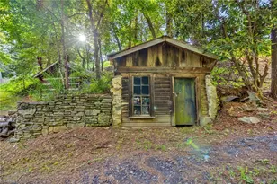 1092 Hartzog Ford Rd, West Jefferson, NC 26342 - Photo 34