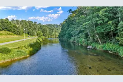 1092 Hartzog Ford Road, West Jefferson, NC 26342 - Photo 8