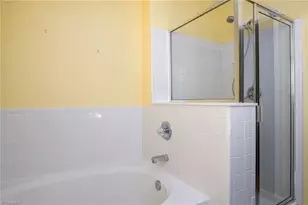 2315 Meadow Gate Dr, Greensboro, NC 27455 - Photo 16
