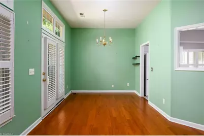 2315 Meadow Gate Drive, Greensboro, NC 27455 - Photo 8