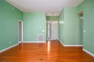 2315 Meadow Gate Dr, Greensboro, NC 27455 - Photo 6