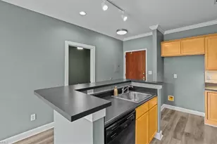 411 W Washington St, Greensboro, NC 27401 - Photo 6