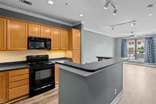 411 W Washington St, Greensboro, NC 27401 - Photo 2