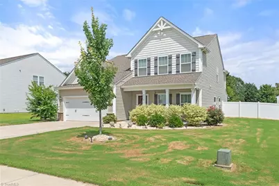 2530 William Joseph Lane, High Point, NC 27265 - Photo 2