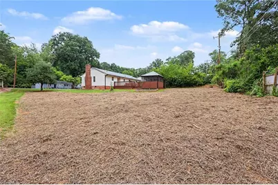 2309 Fernwood Drive, Greensboro, NC 27408 - Photo 34