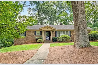 560 Kelway Place, Winston-Salem, NC 27104 - Photo 1