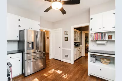 912 W Davis Street, Burlington, NC 27215 - Photo 10