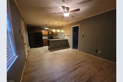 4295 Brownsboro Road #03, Winston-Salem, NC 27106 - Photo 2