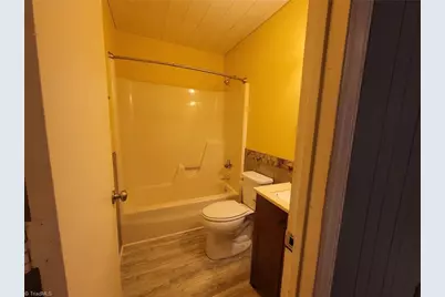 4295 Brownsboro Road #03, Winston-Salem, NC 27106 - Photo 4