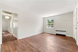 2411 Dellwood Dr, Greensboro, NC 27408 - Photo 12