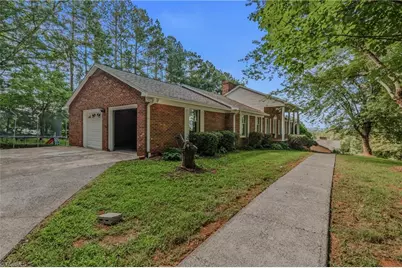 2160 Margaret Drive, Mount Airy, NC 27030 - Photo 6