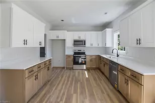 4533 Baux Mountain Rd, Winston-Salem, NC 27105 - Photo 8