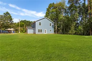 4533 Baux Mountain Rd, Winston-Salem, NC 27105 - Photo 22