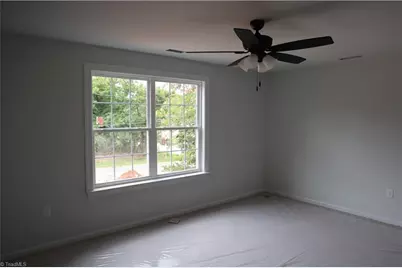 4533 Baux Mountain Road, Winston-Salem, NC 27105 - Photo 10