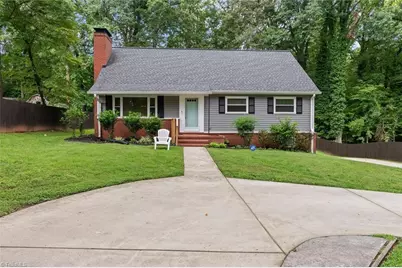 521 Dogwood Circle, High Point, NC 27260 - Photo 1