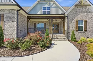986 Medinah Dr, Winston-Salem, NC 27107 - Photo 4