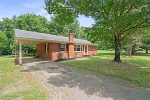 147 Oakdale Cir, Mocksville, NC 27028 - Photo 1
