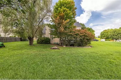 3658 Single Leaf Court, High Point, NC 27265 - Photo 32