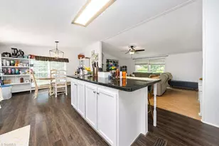 327 E Carter Mill Rd, Elkin, NC 28621 - Photo 4