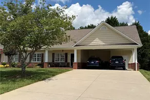 164 Brook Hill Ct, Elkin, NC 28621 - Photo 2