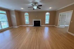 1016 Longhorn Ct, Greensboro, NC 27455 - Photo 4