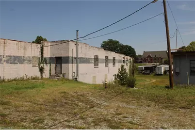 1506 Lexington Avenue, Thomasville, NC 27360 - Photo 16