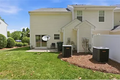 42 Ledgerstone Lane, Greensboro, NC 27407 - Photo 32
