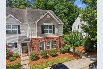 42 Ledgerstone Lane, Greensboro, NC 27407 - Photo 2