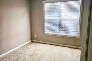 4019 Bow Ct, Burlington, NC 27215 - Photo 8