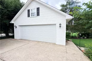 971 N Bridge St, Elkin, NC 28621 - Photo 28