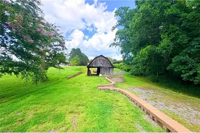971 N Bridge Street, Elkin, NC 28621 - Photo 36