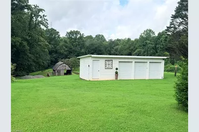 971 N Bridge Street, Elkin, NC 28621 - Photo 30