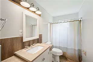 141 Lowell St, Lexington, NC 27295 - Photo 22