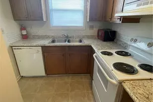 2000 Swaim Rdg Cir, Winston-Salem, NC 27127 - Photo 2