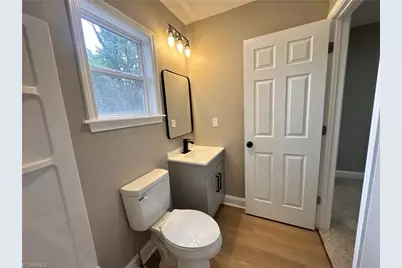 301 Fayetteville Street, Winston-Salem, NC 27127 - Photo 24