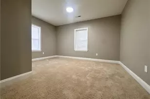 301 Fayetteville St, Winston-Salem, NC 27127 - Photo 18