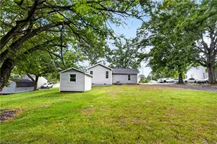 2101 Lees Chapel Rd, Greensboro, NC 27405 - Photo 6