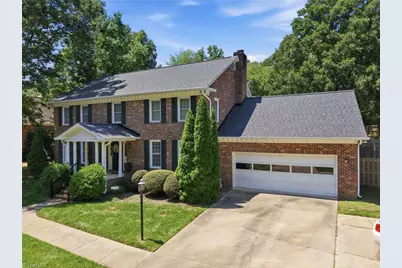 2019 La Dora Drive, High Point, NC 27265 - Photo 2