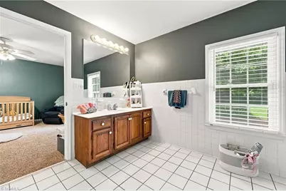 2019 La Dora Drive, High Point, NC 27265 - Photo 32