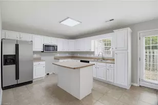 4203 Bentley Dr, Randleman, NC 27317 - Photo 4