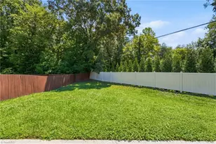 78 Robinhood Cir, Winston-Salem, NC 27106 - Photo 46