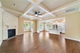 3831 Rutherford Ct, Winston-Salem, NC 27106 - Photo 10