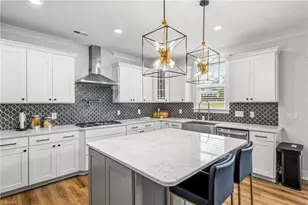 7824 Michaelis St, Greensboro, NC 27455 - Photo 10